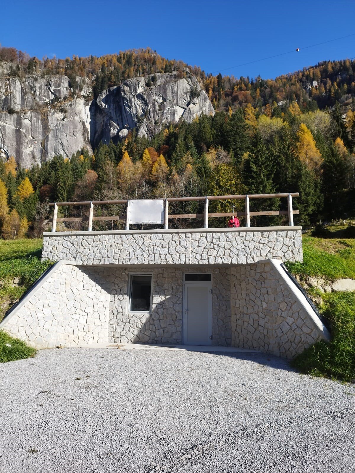 Sistemazione area